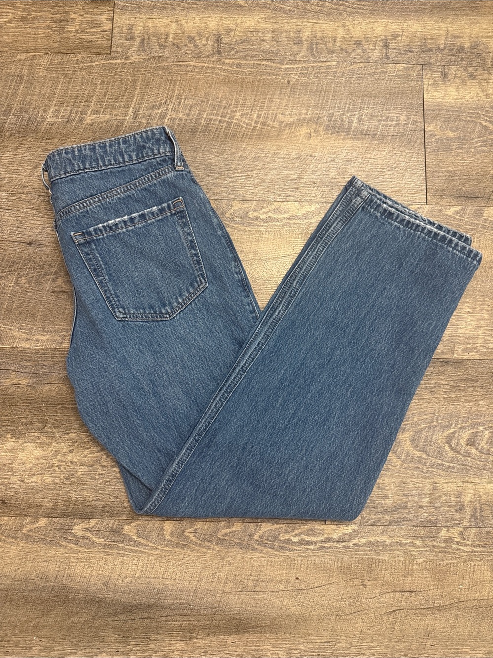 Hollister Women’s Low Rise Baggy Loose Jeans - Picture 1 of 4